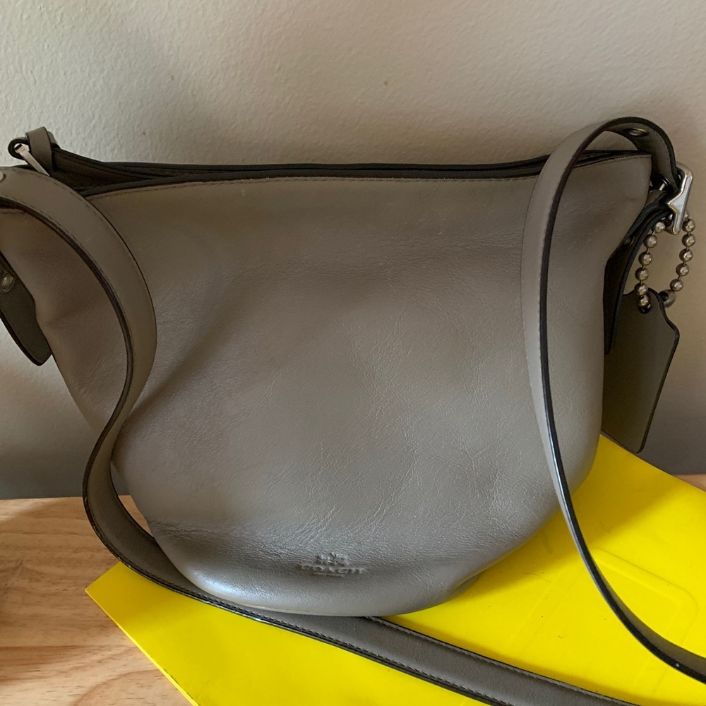 Coach Bucket Bag - Picture 2 of 12